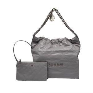 ❤️SOLD❤️Chanel 22 Hobo